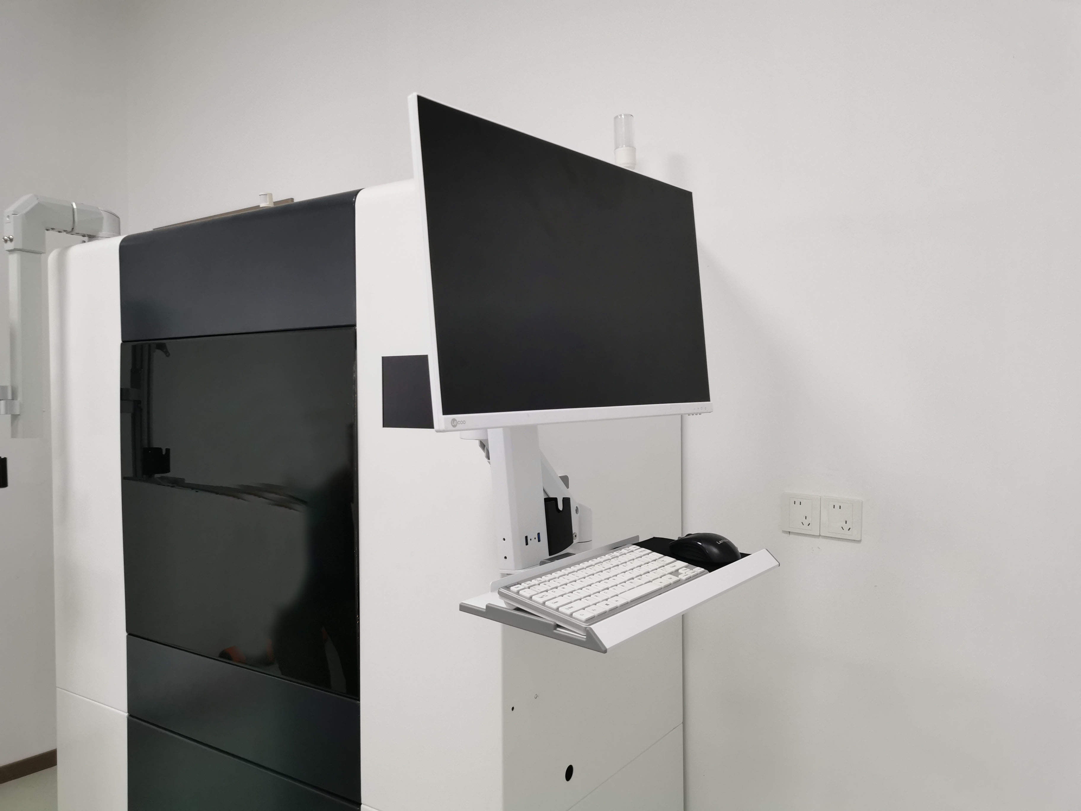 How to Mount Your Industrial Monitor in Automation Applications