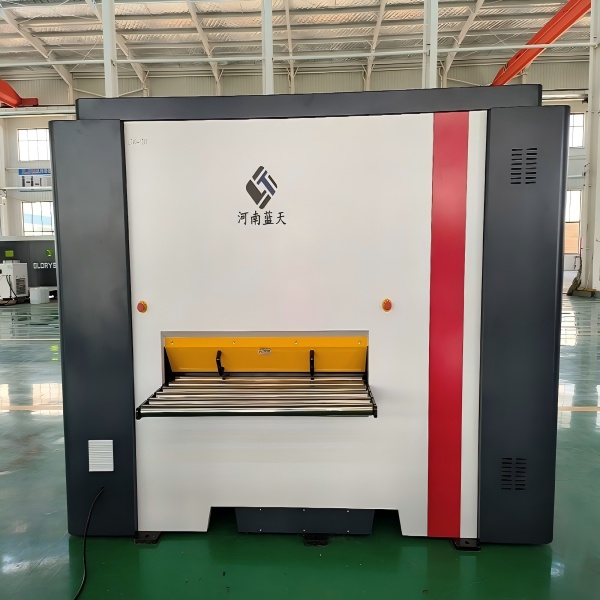 How Can a Leveling Machine Improve the Quality of Sheet Metal Products?