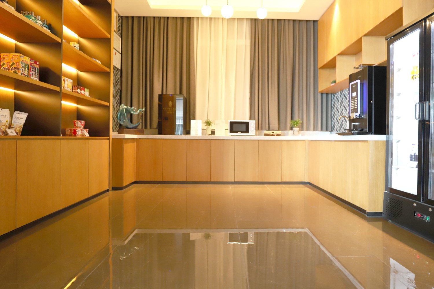 上海万枫酒店 (3).JPG