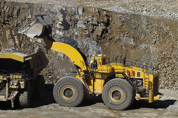 P&H L-2350-Wheel-Loader.jpg