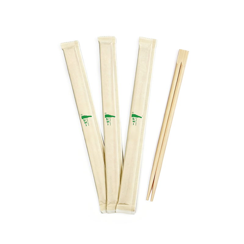 Baguettes jumelées en bambou jetables, emballées dans du papier