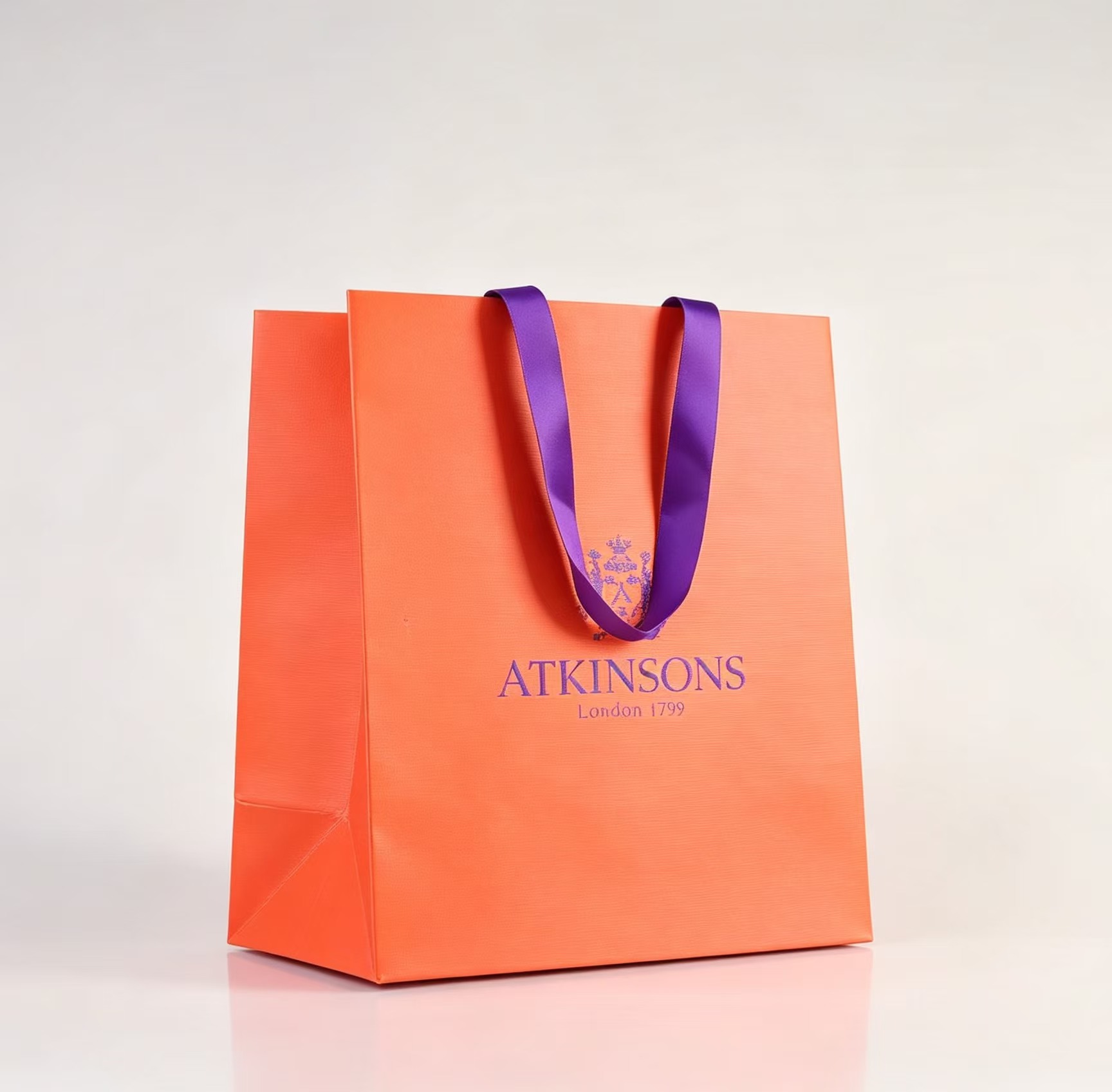 Luxury Custom Printed Logo Personalised Gold Stamping Shoes Cardboard Shopping Gift Paper Bags with Handle Logo