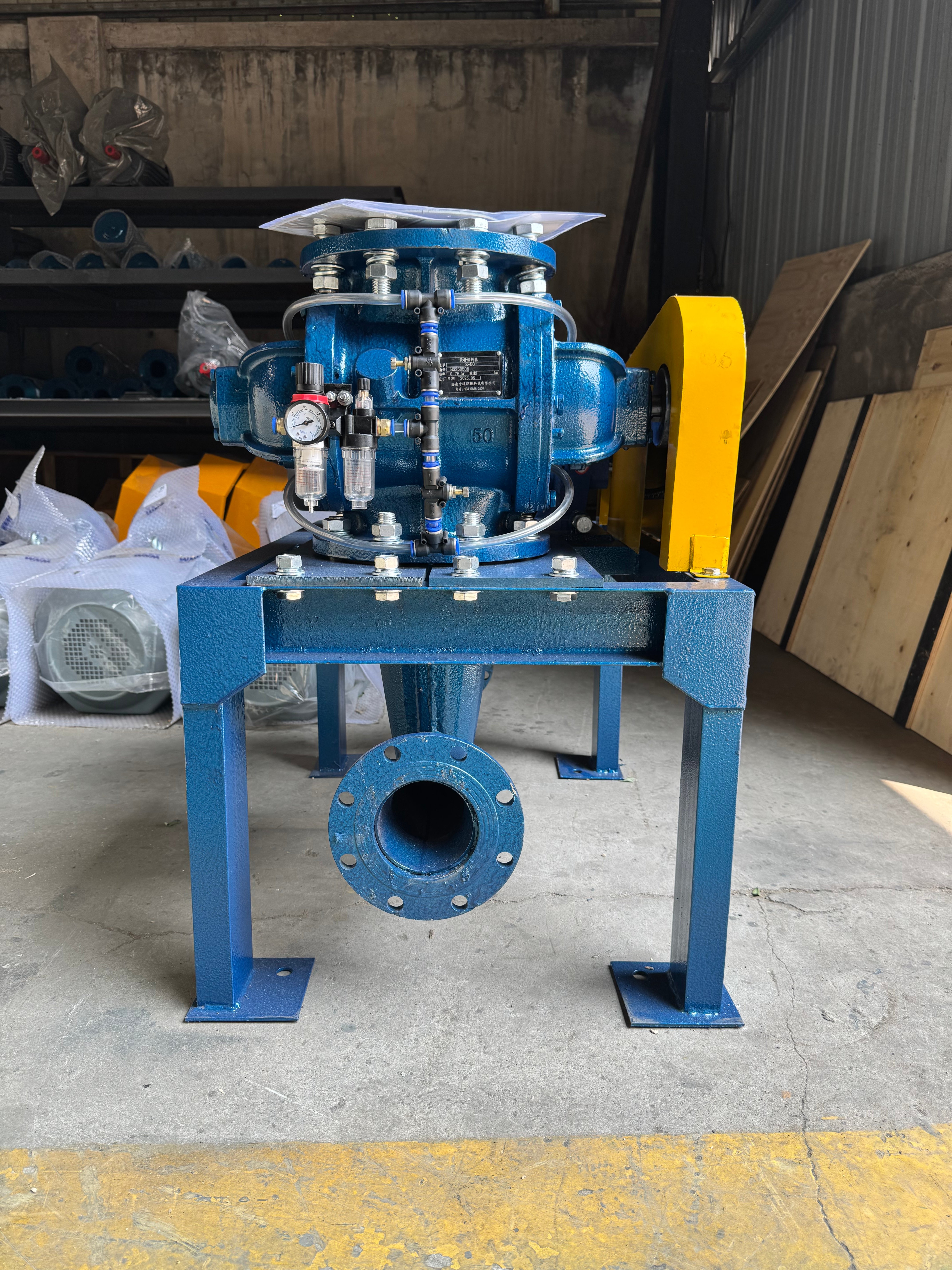 What Design Options Are Available for an Industrial Rotary Feeder Application?