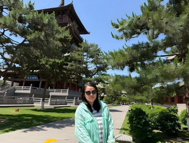 JOAN HUANG