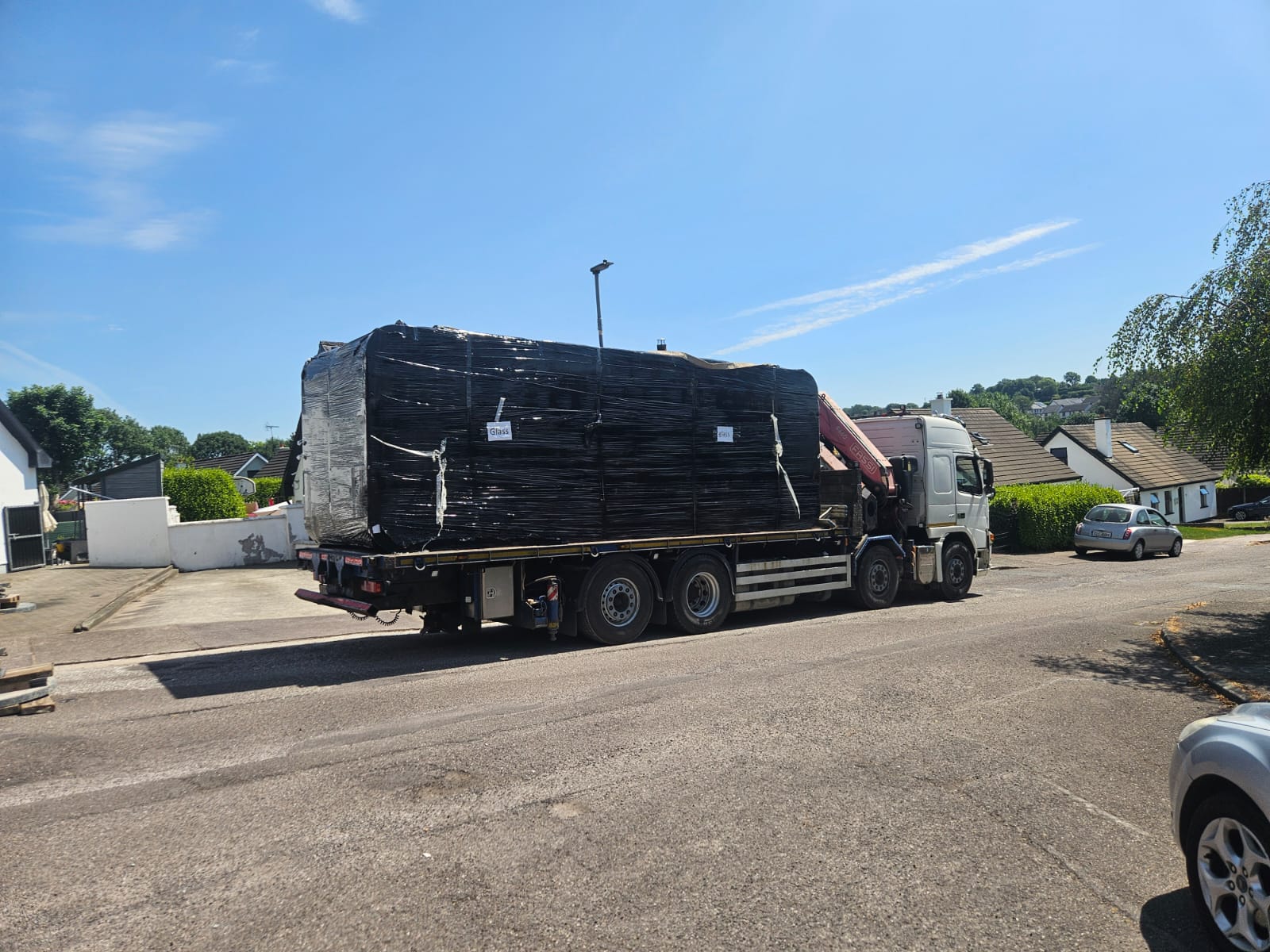Arrives Successfully Across Mountains and Seas! Domestically Produced Apple-Style Prefabricated Houses Successfully Delivered to Ireland After 60 Days of Sea Freight