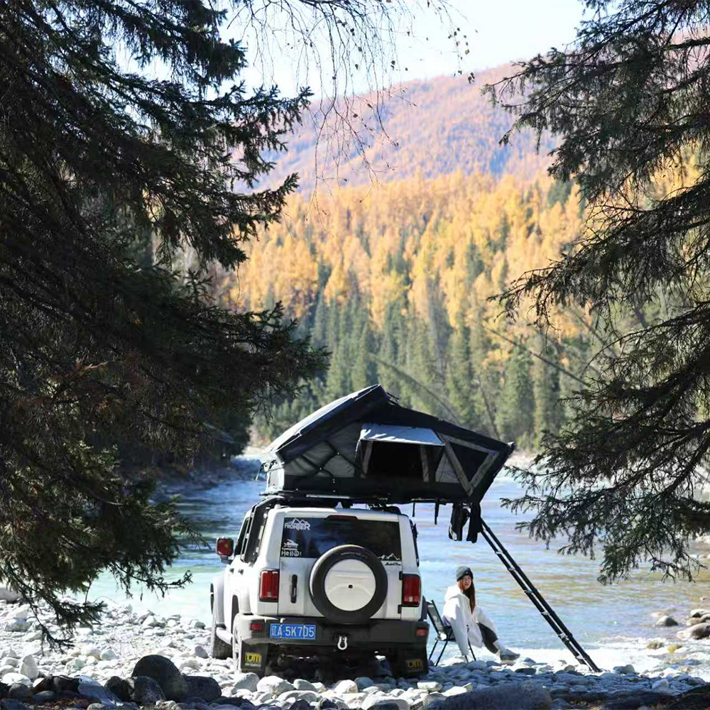 Premium 4 Person Car Roof Tent for Ultimate Outdoor Adventures