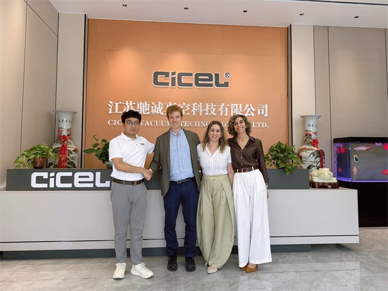 High-Performance CCZK-2335-ION Multi Arc Ion Vacuum Coating Machine Wins New Order from Italy