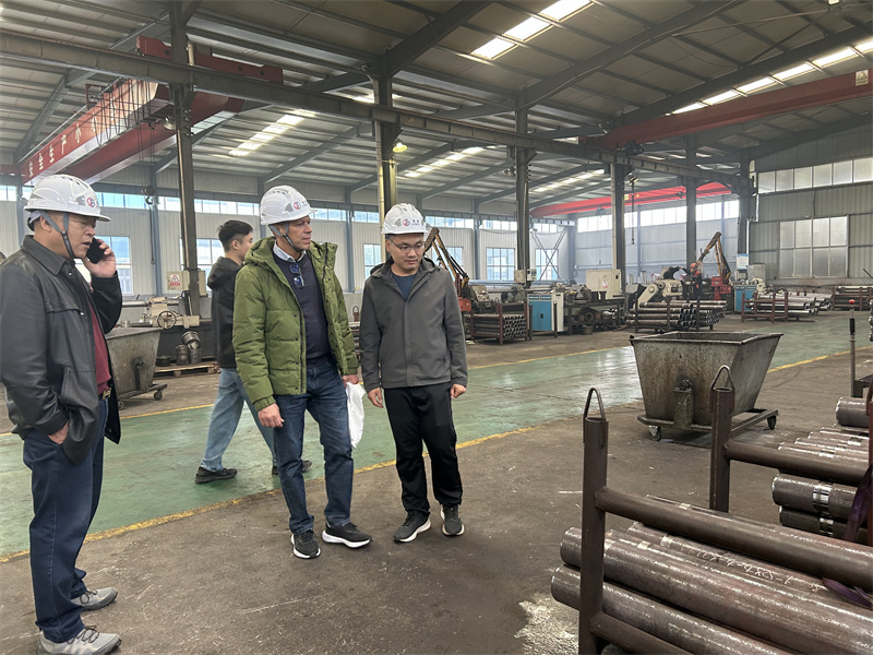 Welcome Moroccan customers to visit and inspect Junfu Hydraulic