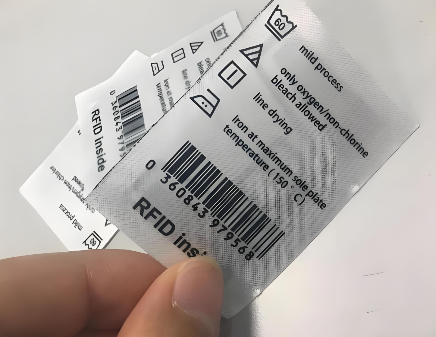 Penyelesaian Integrasi Sistem UHF RFID untuk Gudang Berskala Besar.