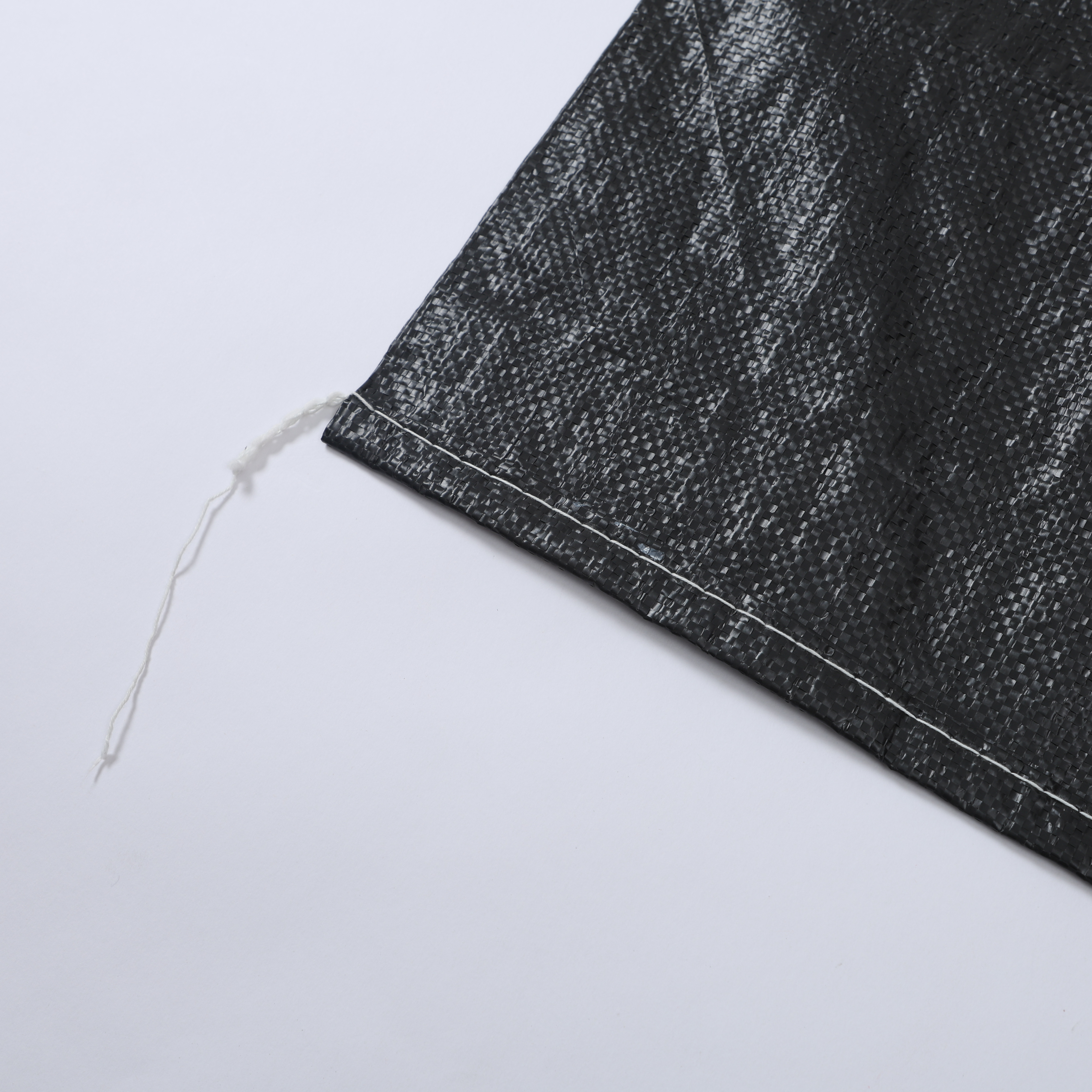 Understanding Cost Trade Offs Between New and Used Woven Bags