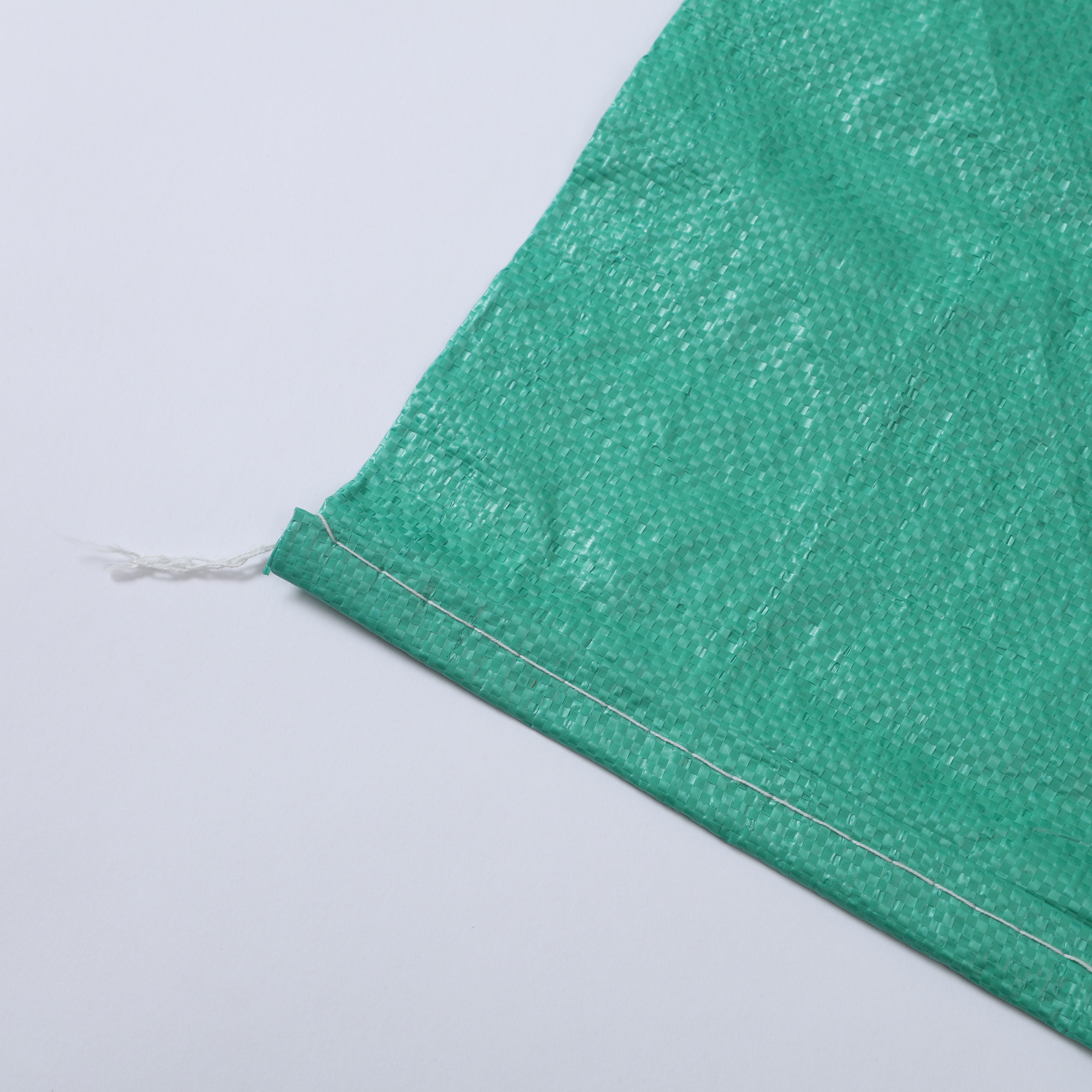 Solving Moisture Absorption Problems in Cement Packaging During Rainy Season