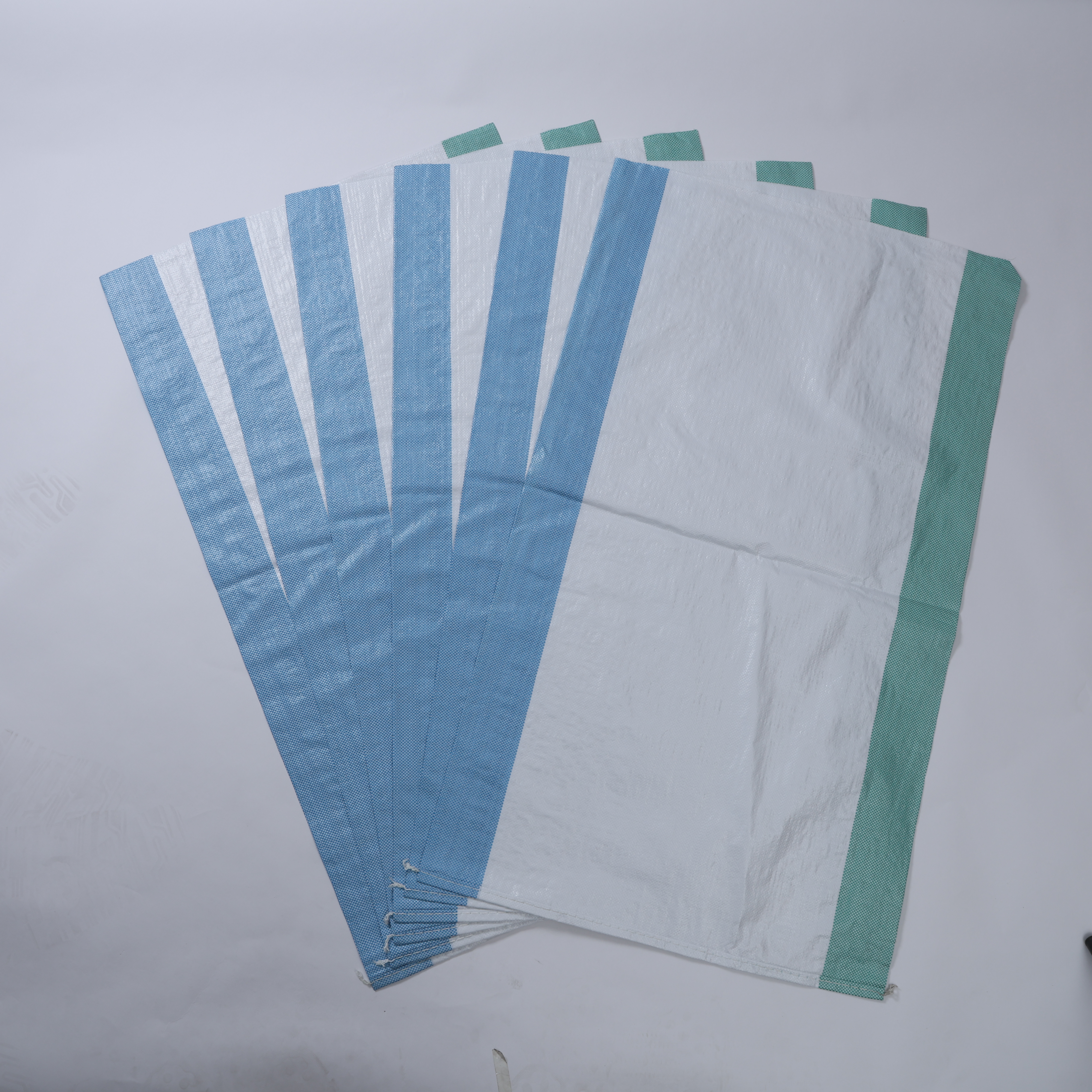 Understanding Print Durability Standards for Feed Bag Branding