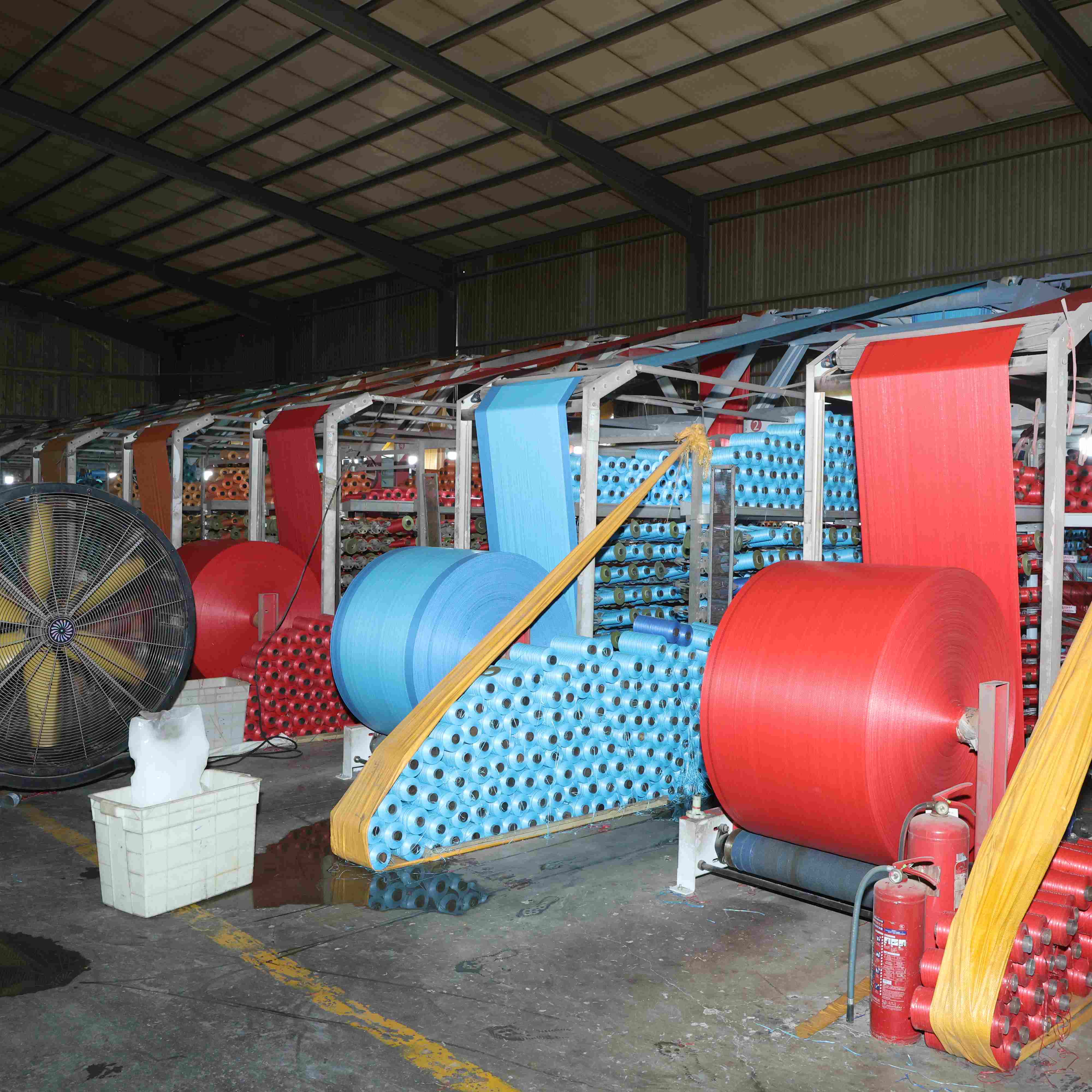 PP Woven Fabric Roll Manufacturer | High Strength Polypropylene Woven Fabric Supplier