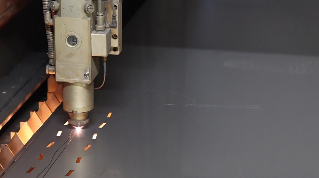 Laser Cutting Parts work1.jpg