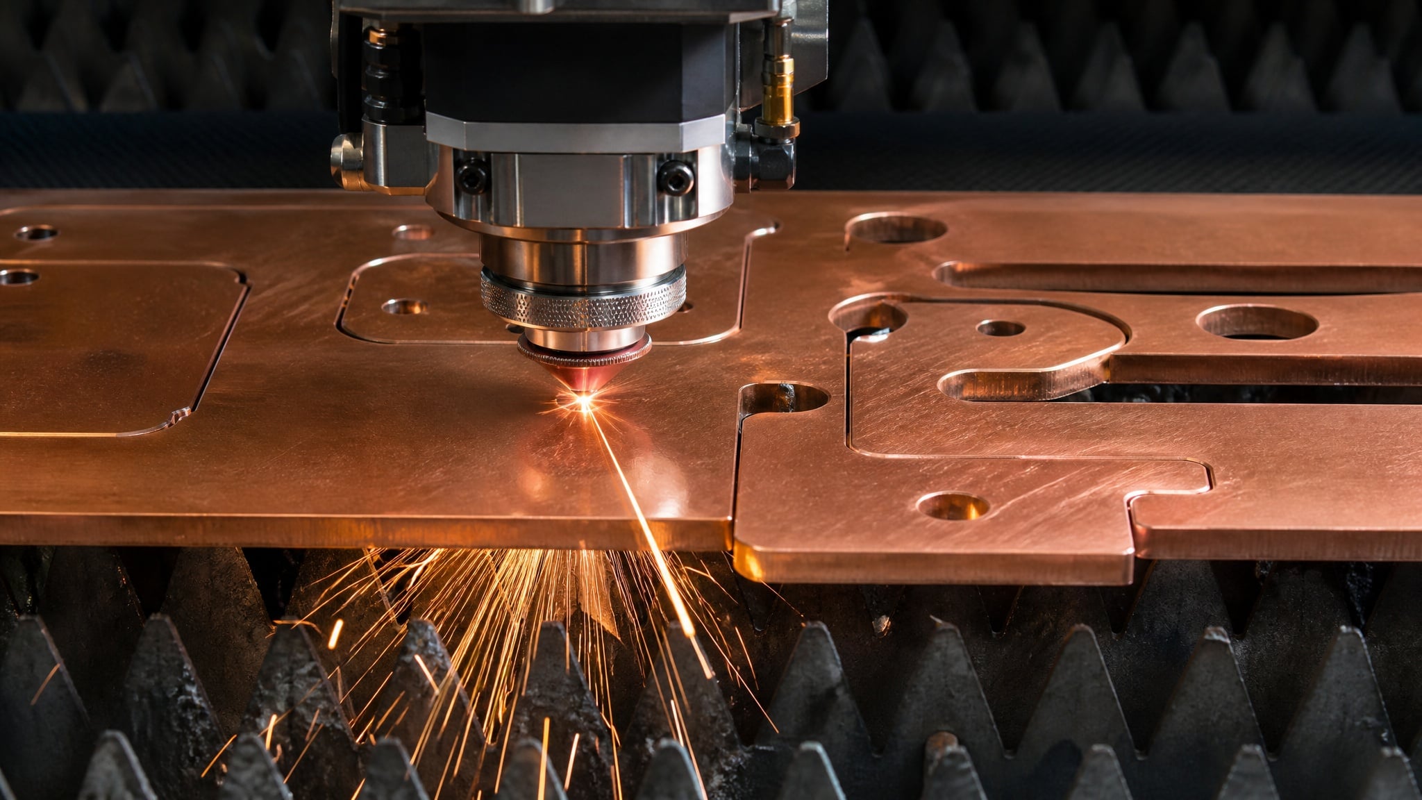 12kW Fiber Laser Cutting 1.jpg