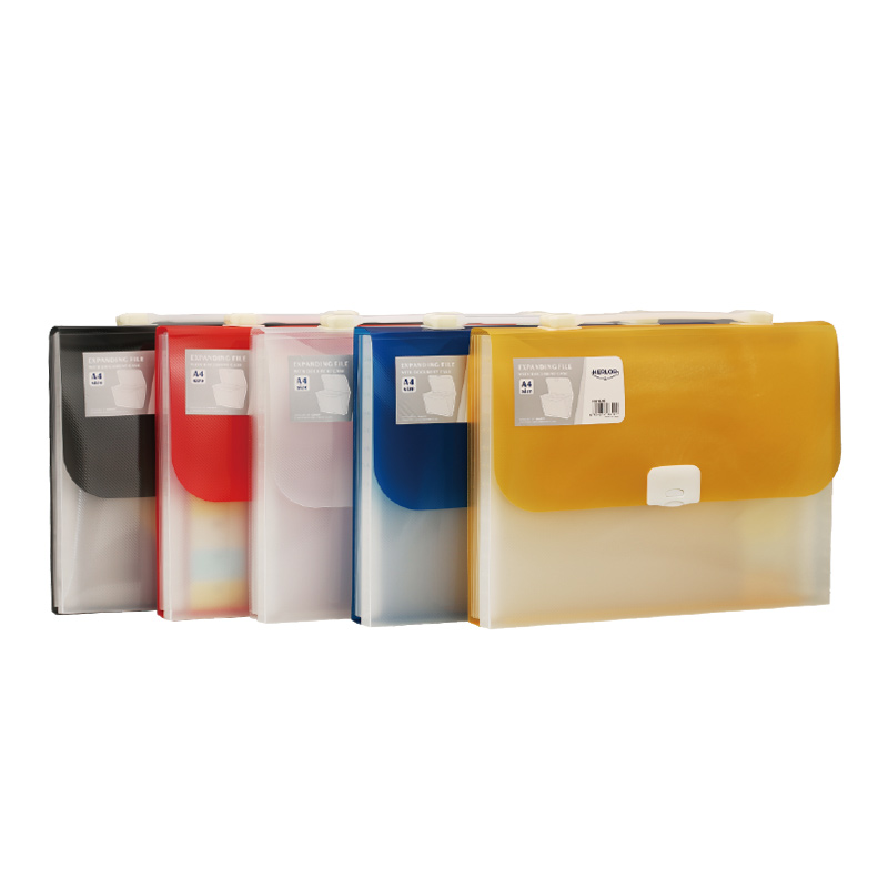 What makes a document bag ideal for everyday use?