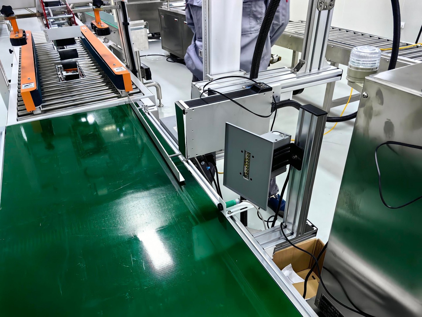 Large-Format Carton Printing-OMA A700 PIJ Inkjet Printer (1).jpg