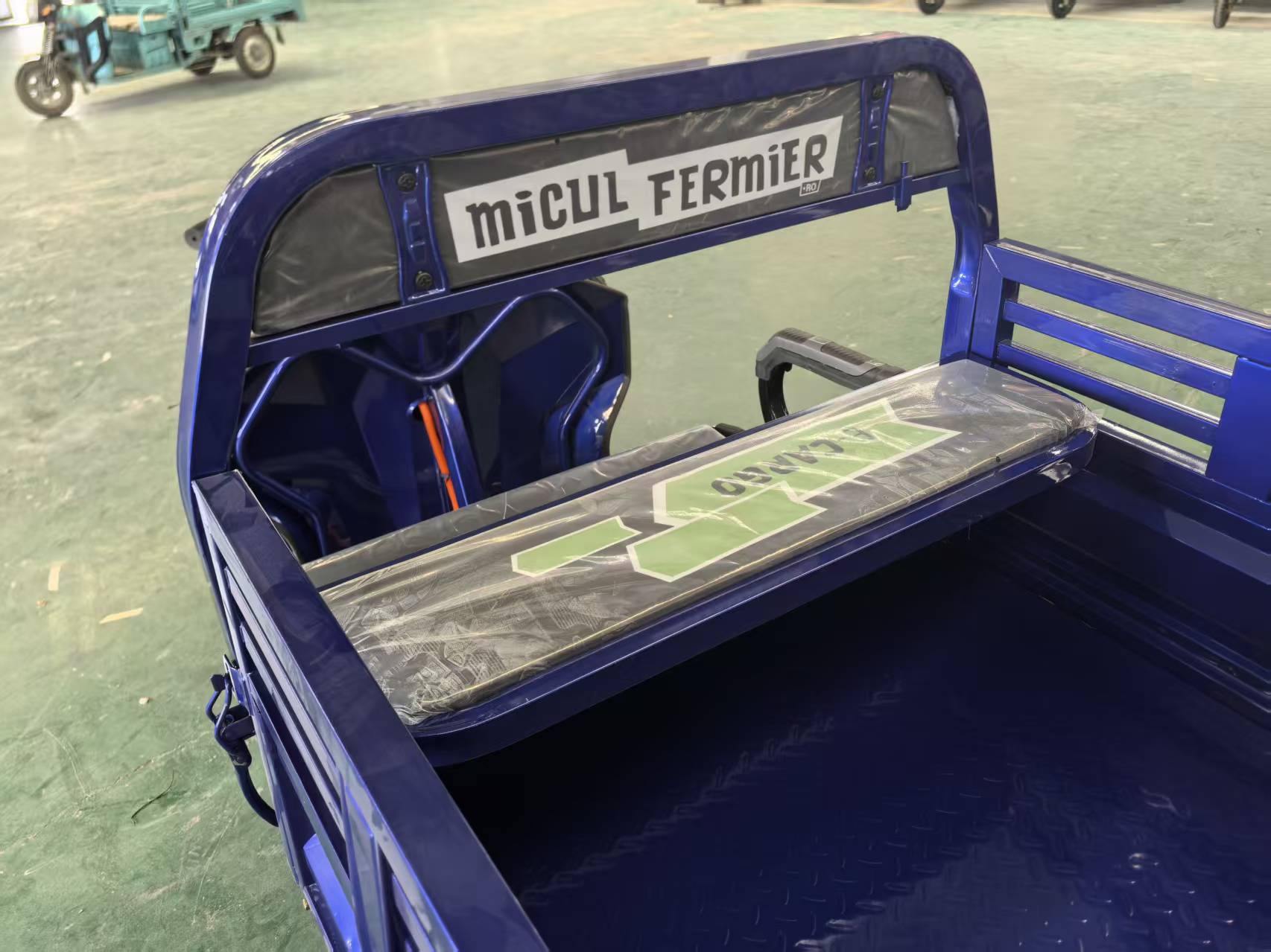 Tricycle (15).jpg