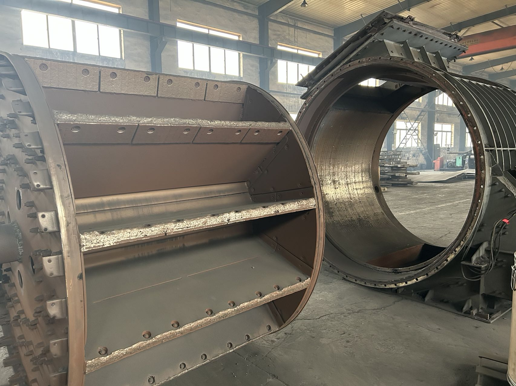 CDQ rotary sealing valve repair for coke plant