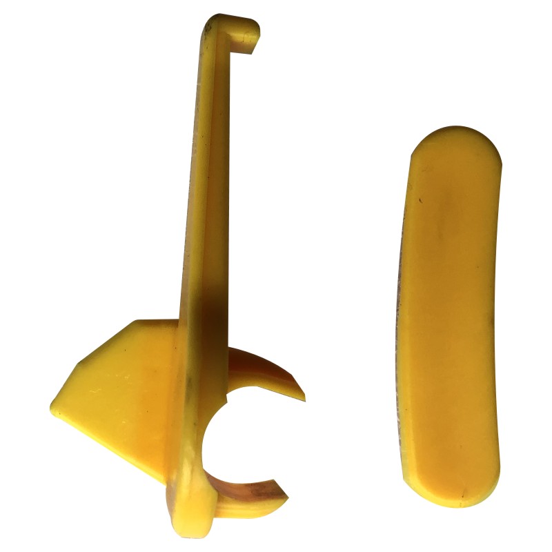 Plastic protector of M/D head for tire changer C