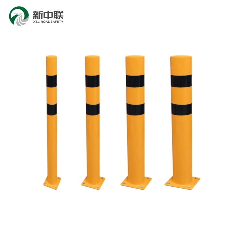 Steel Warning Bollard Black‑Yellow Reflective  Anti‑Collision Traffic Steel Bollard