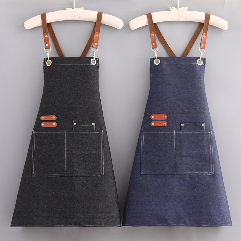 celemek Denim Hitam Grosir dengan Tali Kulit Biru, Celemek Denim Berkesan Usang untuk Toko Kopi, Toko Bunga, dan BBQ
