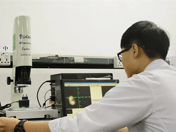 Design Change Control: Ensuring ECE R65 Compliance Stability | LIYI
