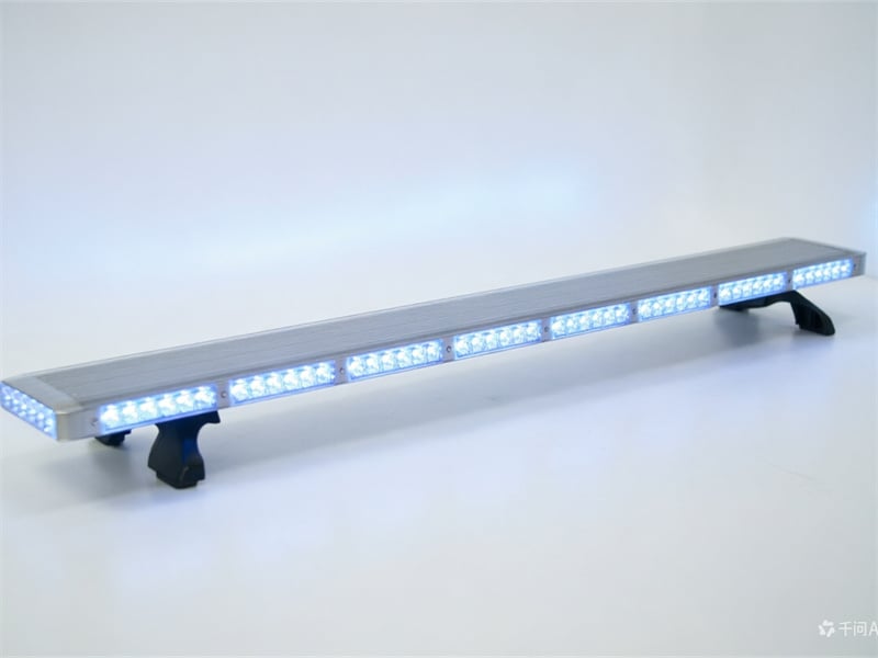 série 62000 : La barre lumineuse robuste en aluminium