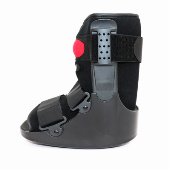 Walker corto in polipropilene con airbag e fondo a dondolo