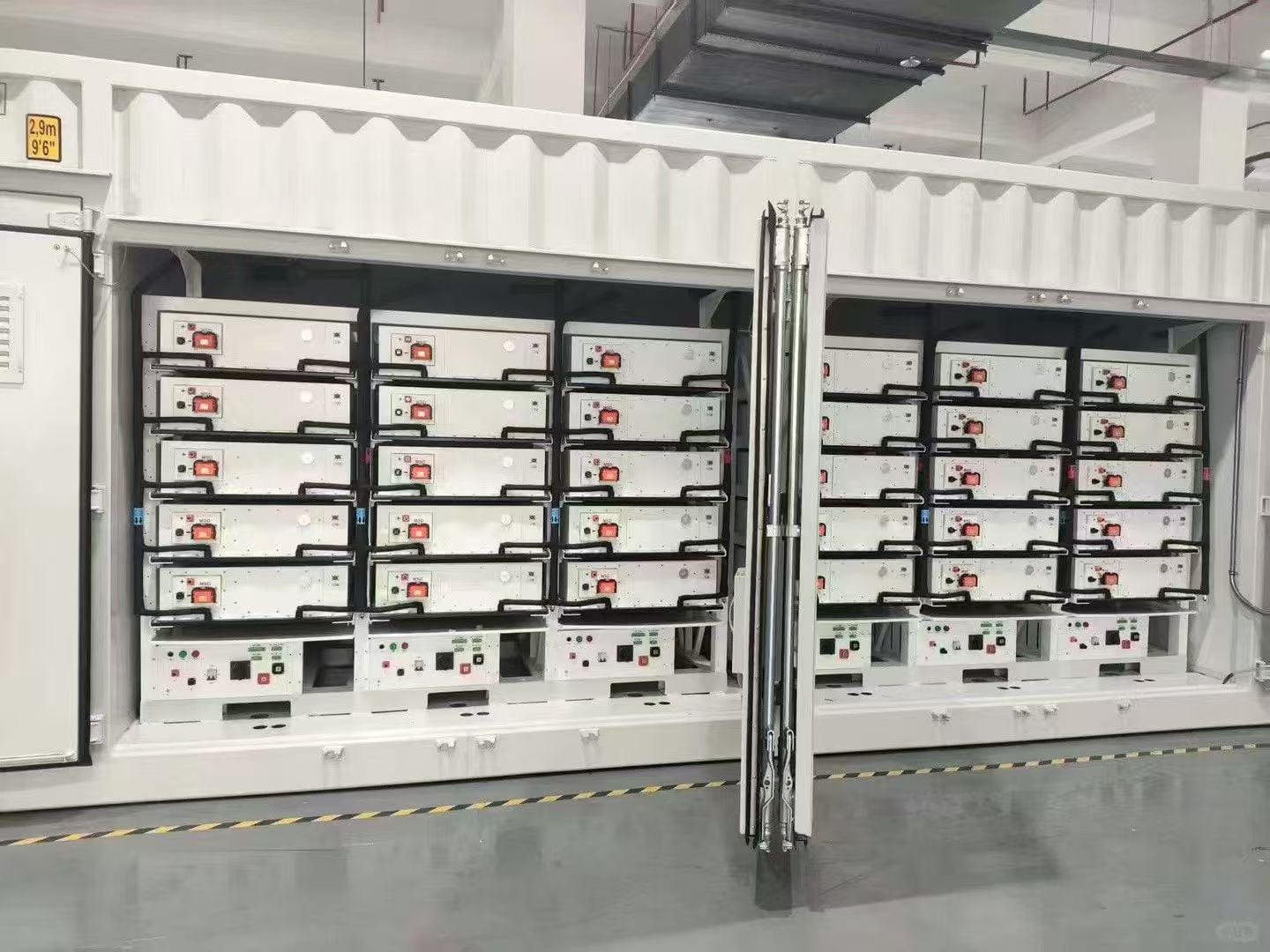 Containerized Battery Energy Storage Unit