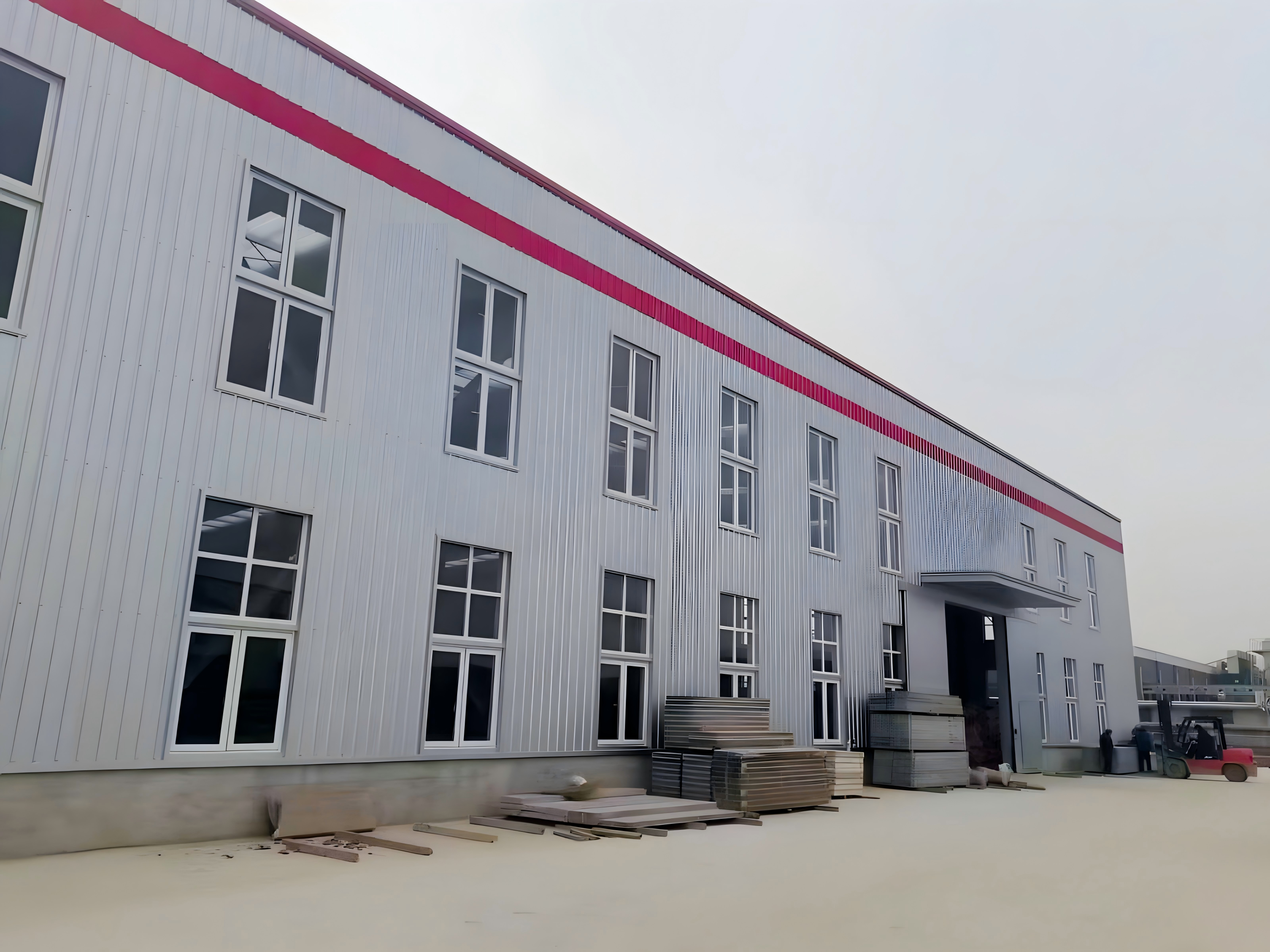 feature case pic - Xinshuiyuan New Materials: Steel Structure Workshop