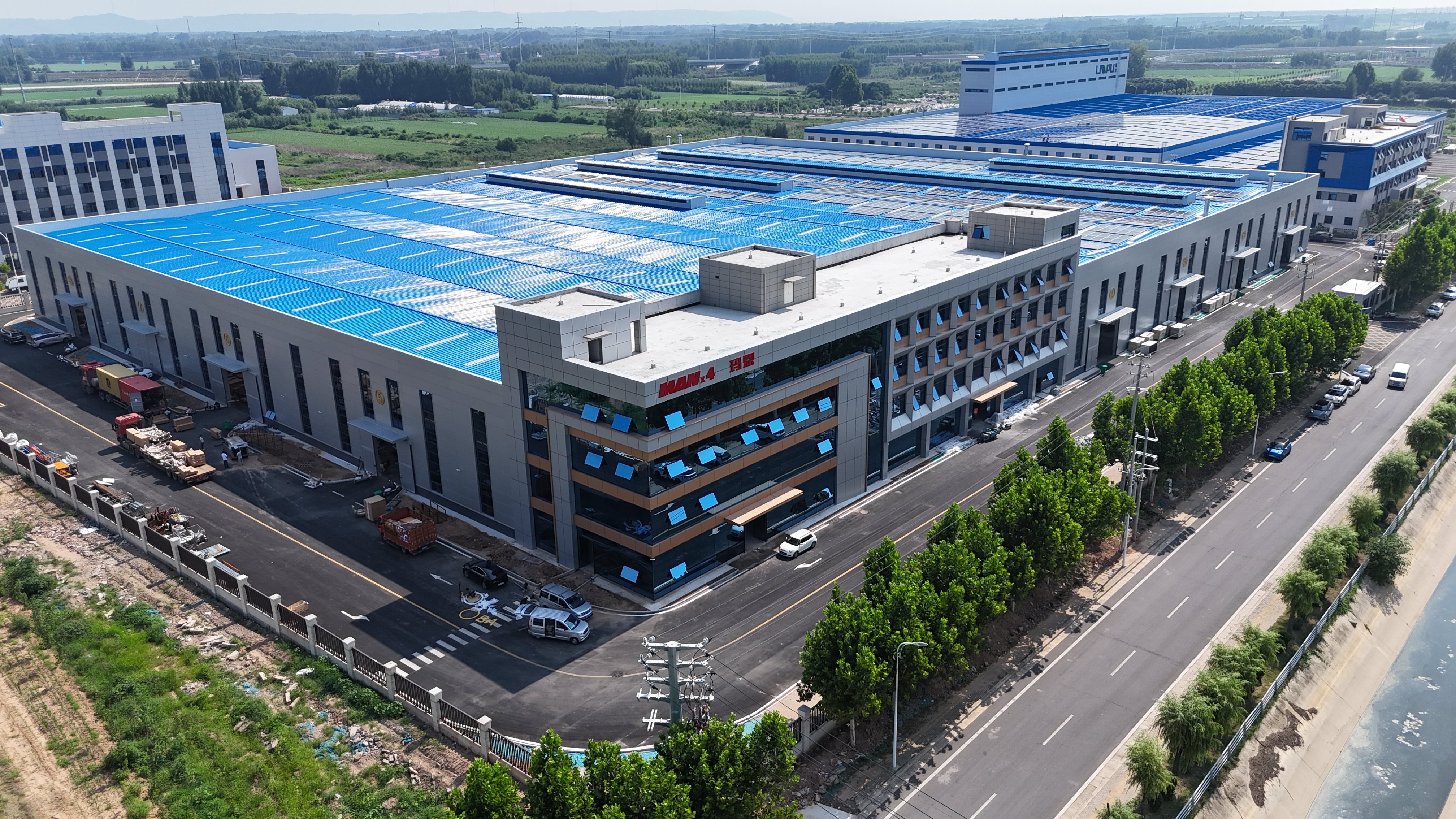 feature case pic - Maen: Steel Structure Workshop