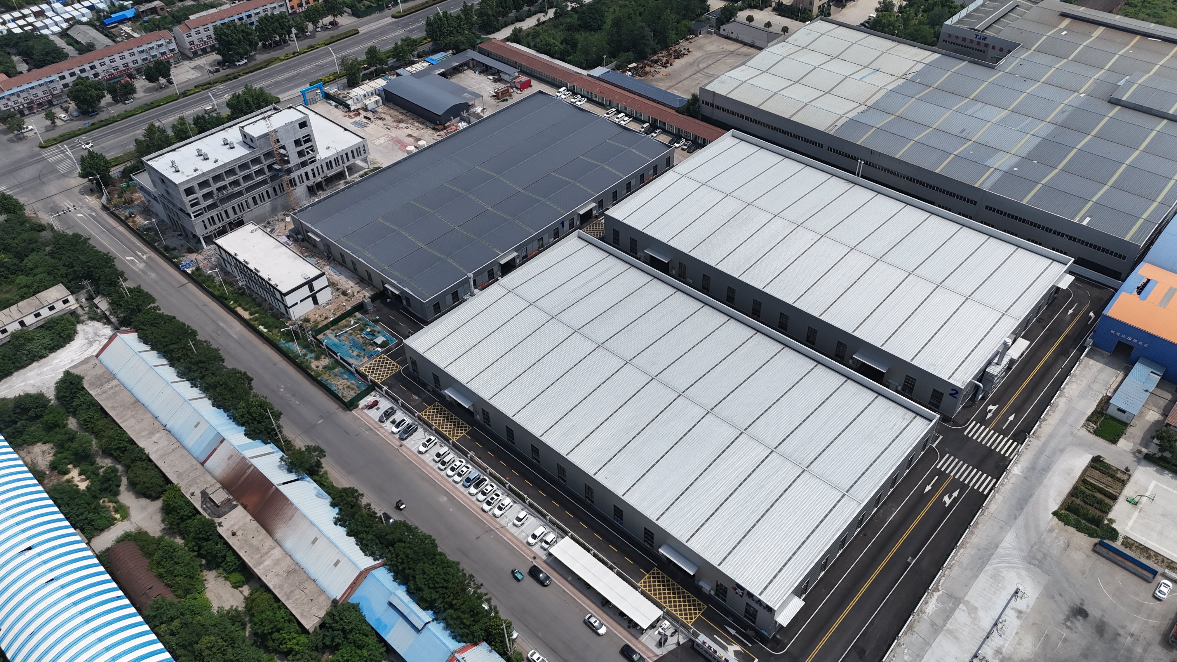 EPC Steel Factory Building Solutions | Turnkey Industrial Steel Buildings