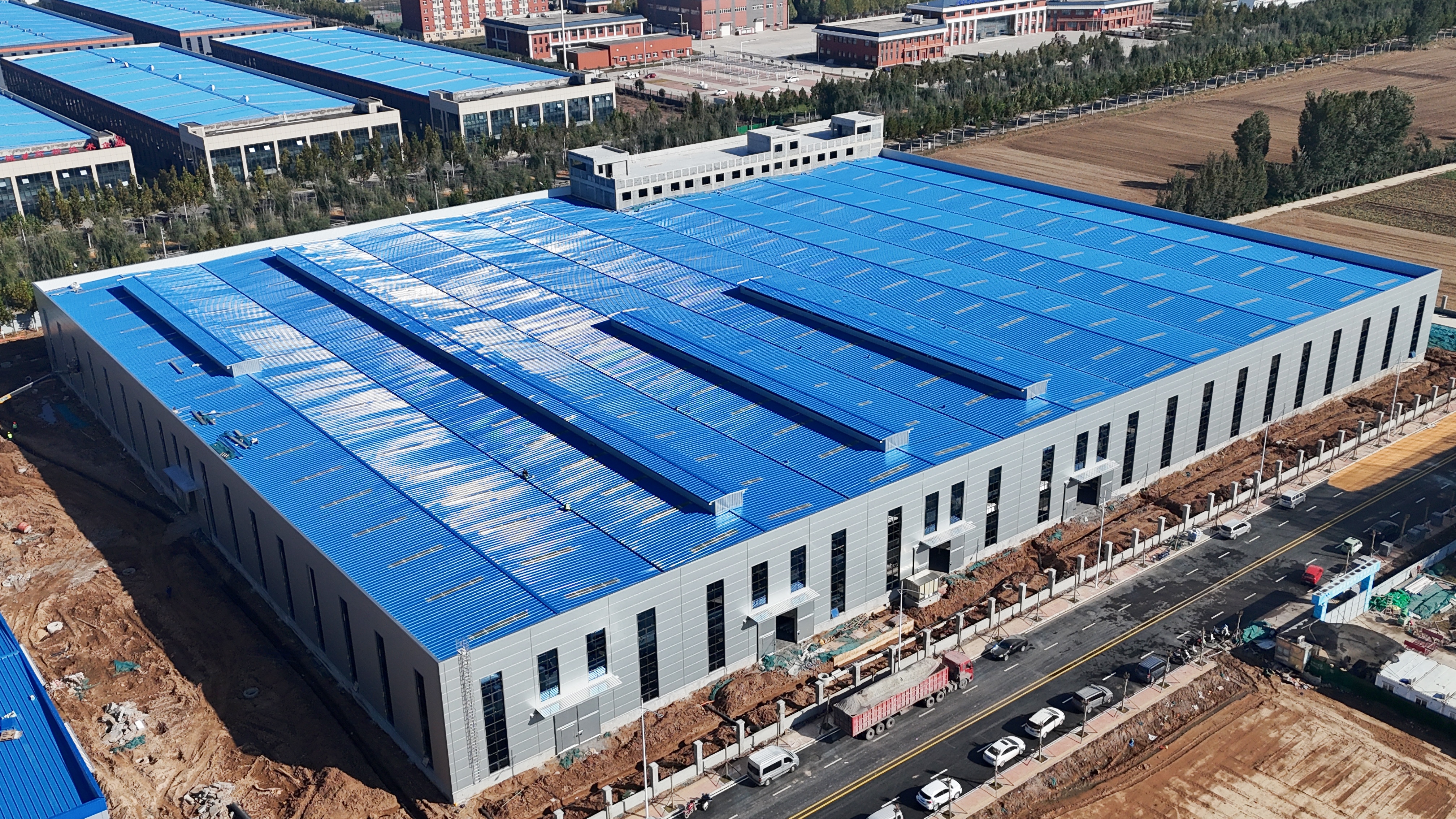 Comprehensiva Structurarum Ferrearum Solutiones pro Necesitatibus Industrialibus
