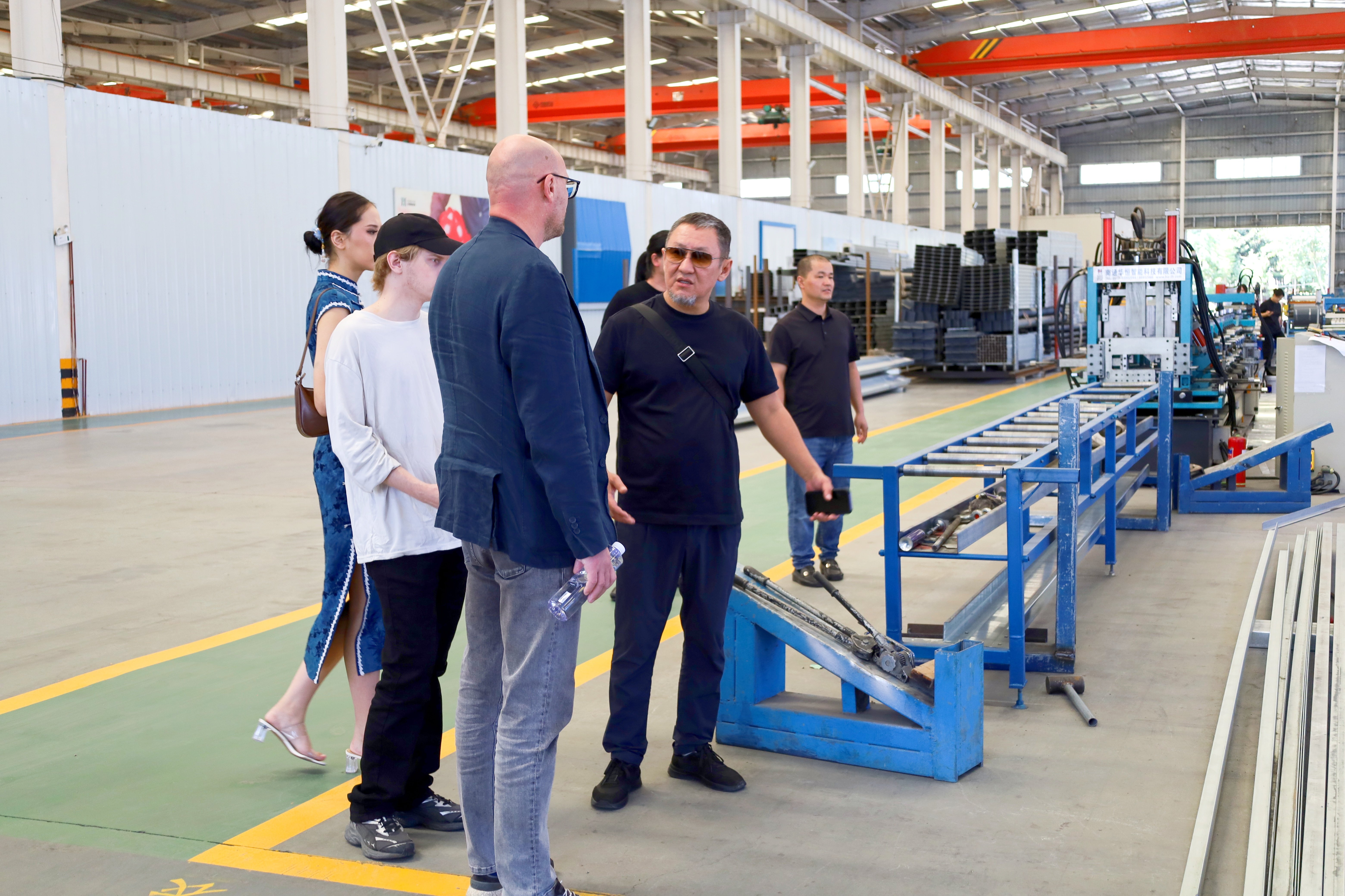 steel-structure-factory-tour-china.JPG