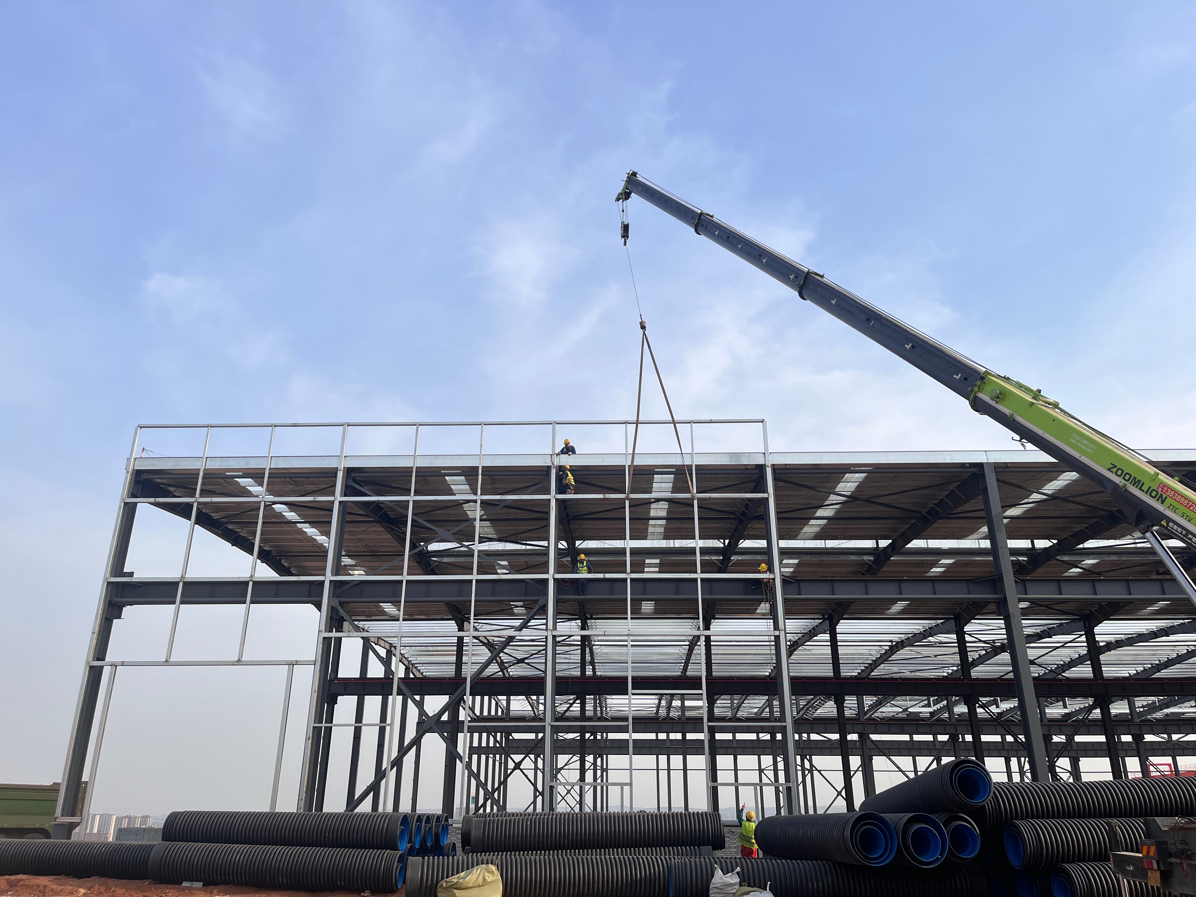 Steel Building vs. Traditional Warehouse Construction: Which Costs Less?