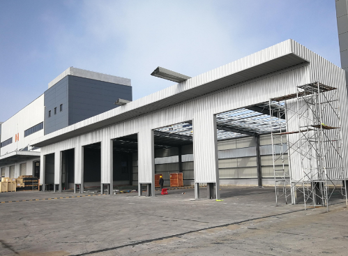 What Are the Key Factors in Choosing a Warehouse Location?
