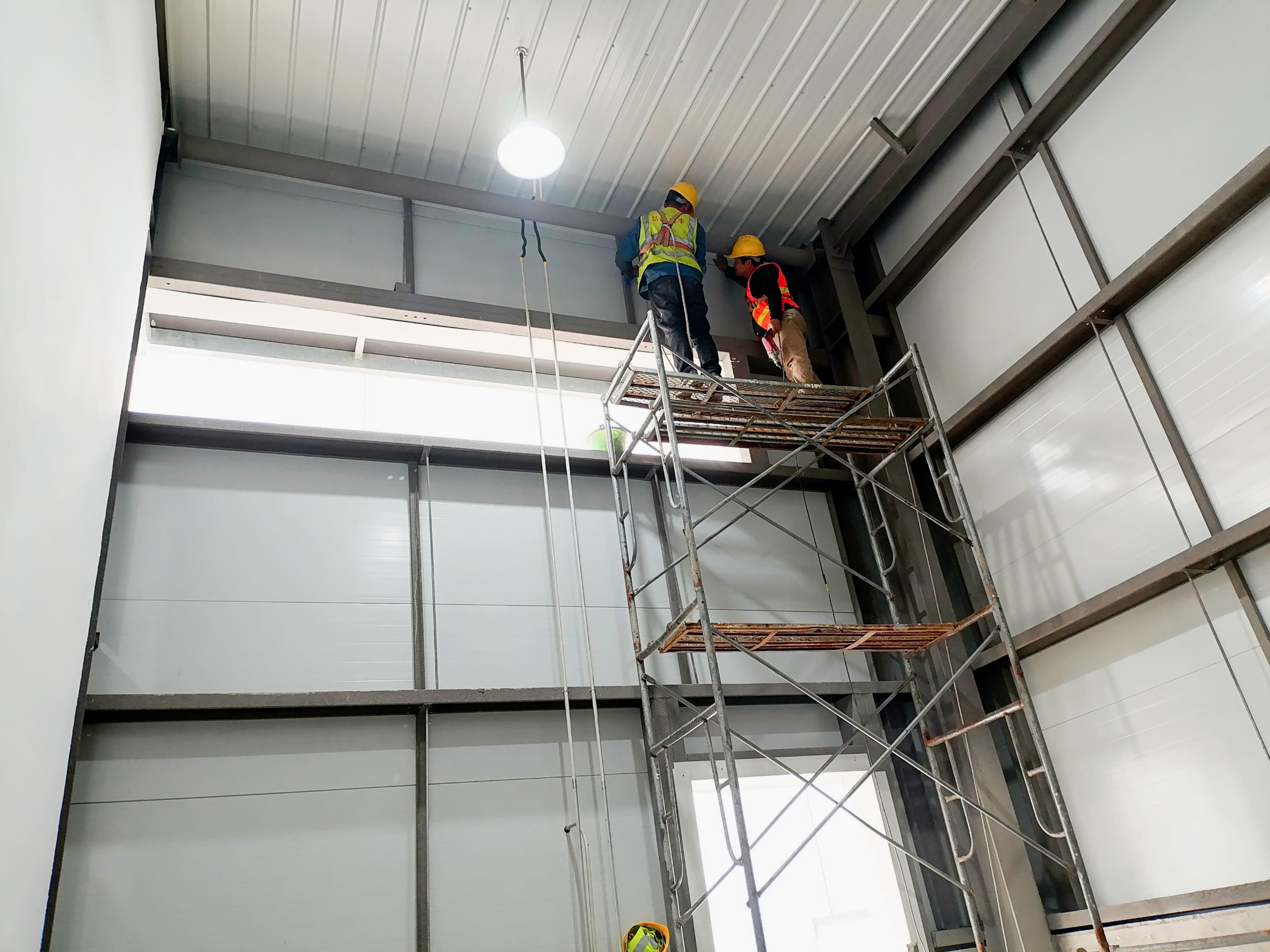 pre-engineered industrial building