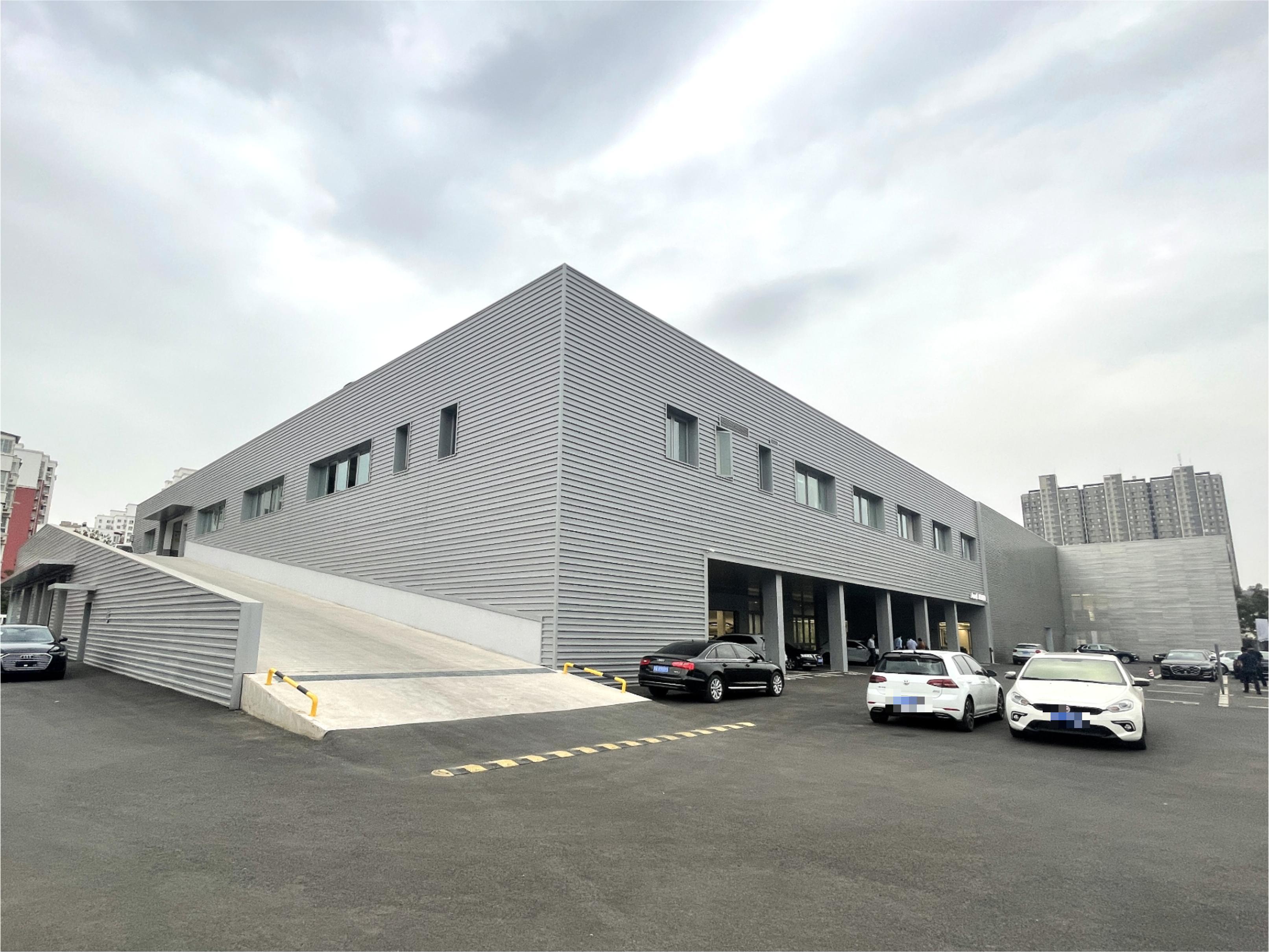 steel building construction