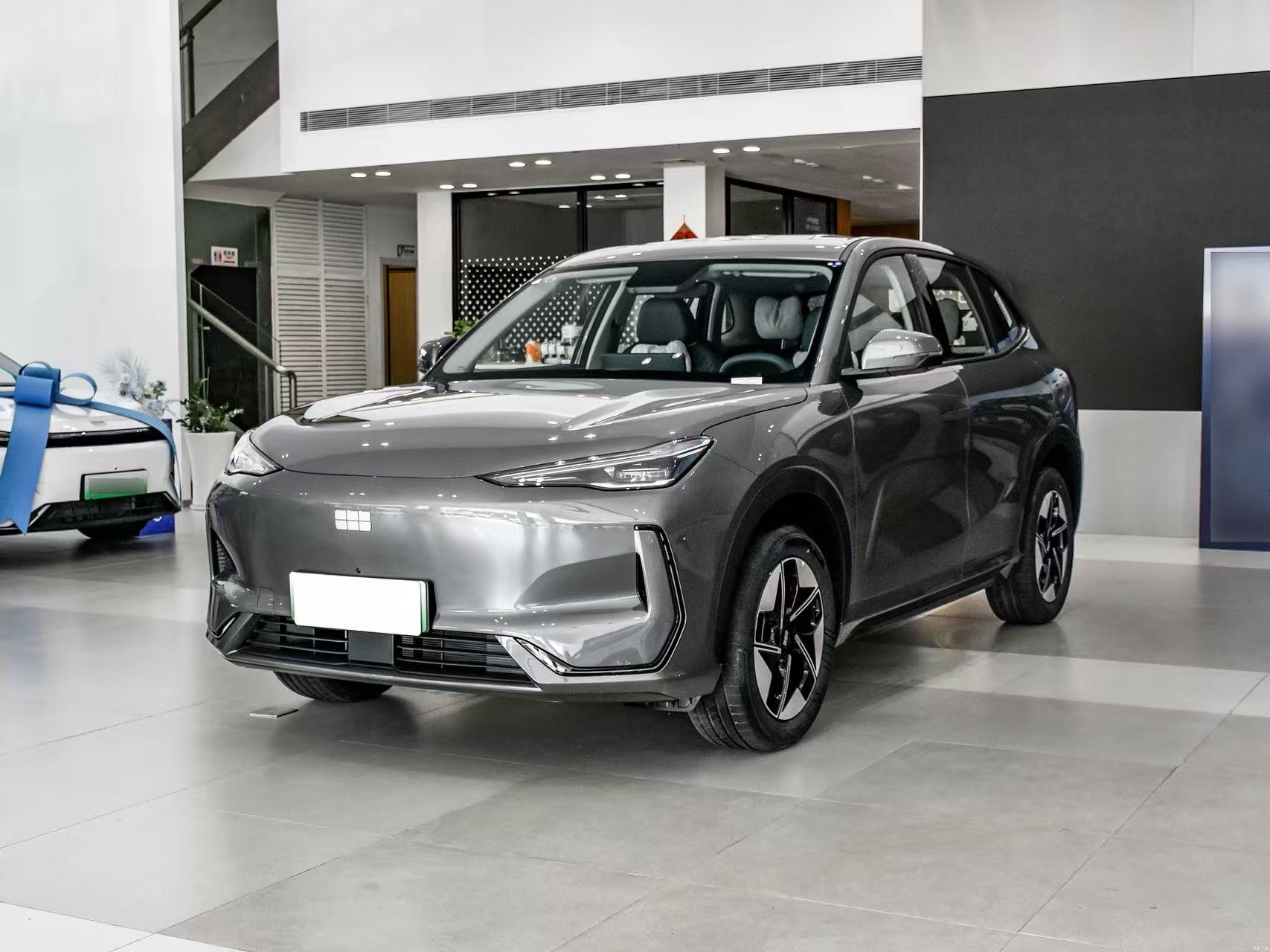 Pourquoi les voitures à essence restent-elles dominantes sur les marchés automobiles mondiaux ?