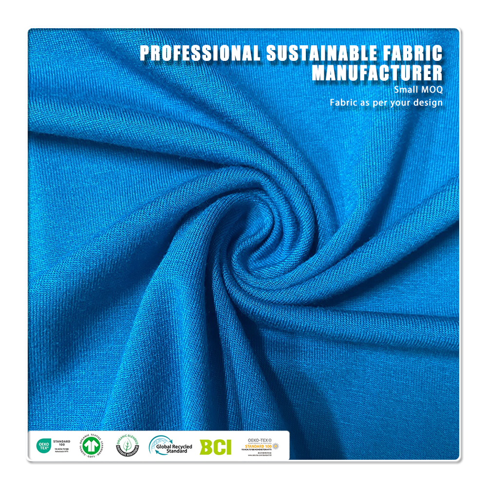 Tissu recyclé infroissable très populaire, composé à 79 % de RPET et à 21 % d'élasthanne, pour vêtements de sport en polyester recyclé.