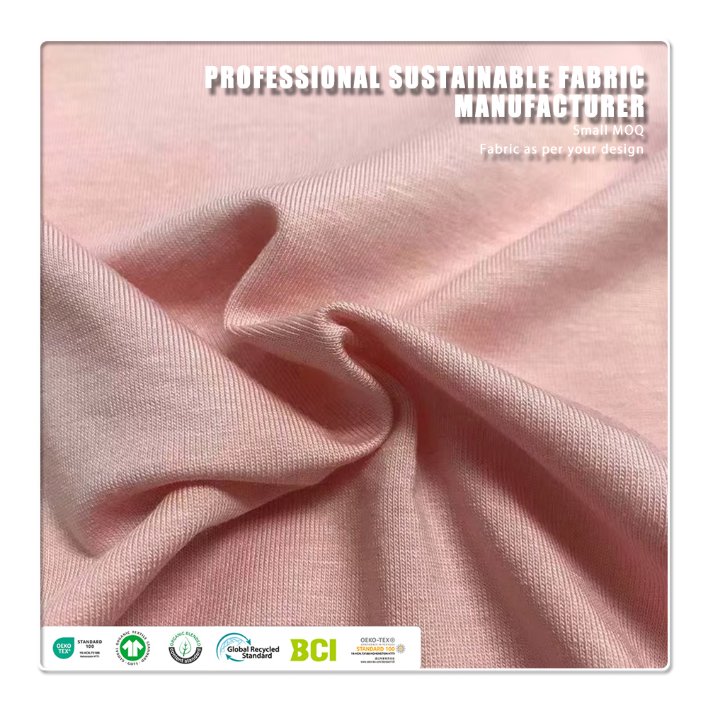 Tissu écologique certifié Oeko-Tex Standard 100 : 71 % bambou lyocell, 24 % chitosane, 5 % élasthanne. Antibactérien et absorbant l’humidité.