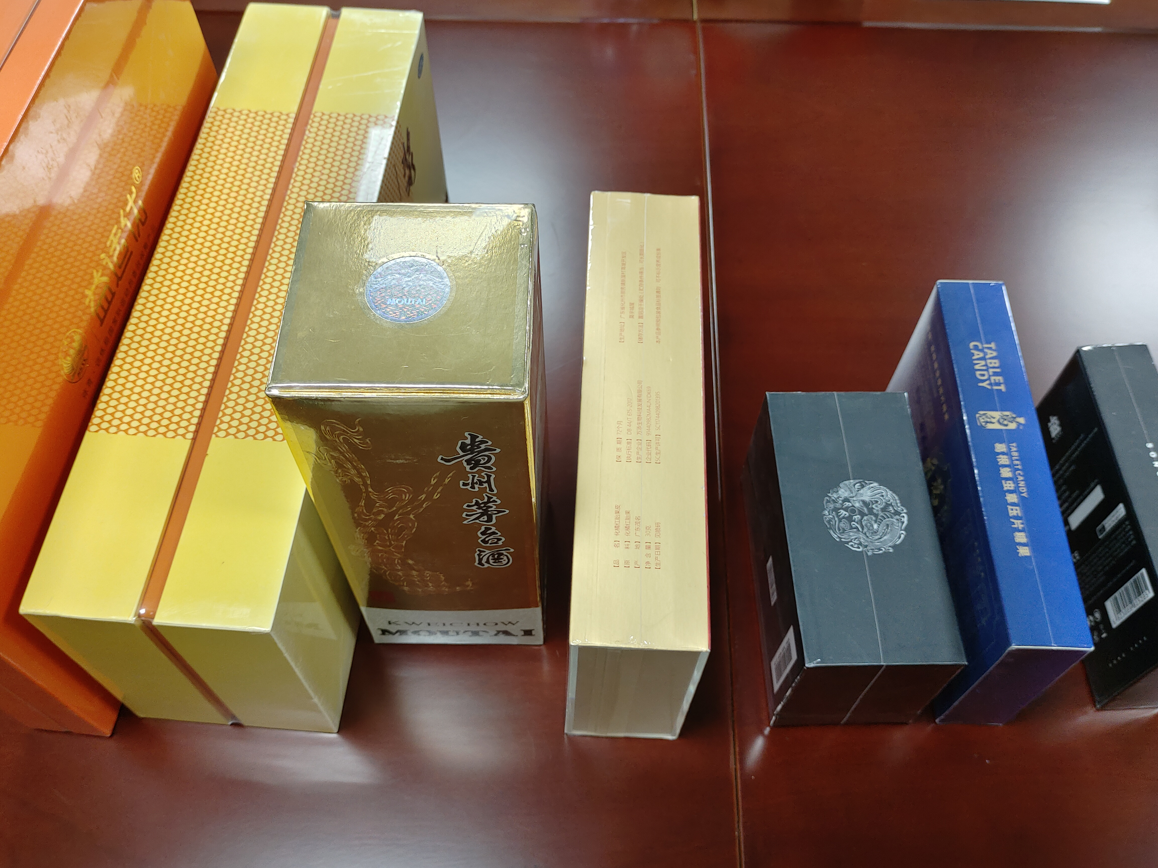 ဉာဏ်ရည်မြင့် ထောင့်ဖျားကို ဖြတ်ပေးသော ထုပ်ပိုးစက်သည် ဖြတ်ဖြတ်ချိန်ကို ချိန်ညှိနိုင်ပါသလား။
