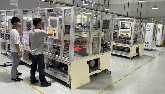 Fully automatic intelligent packaging equipment helps industrial upgrading