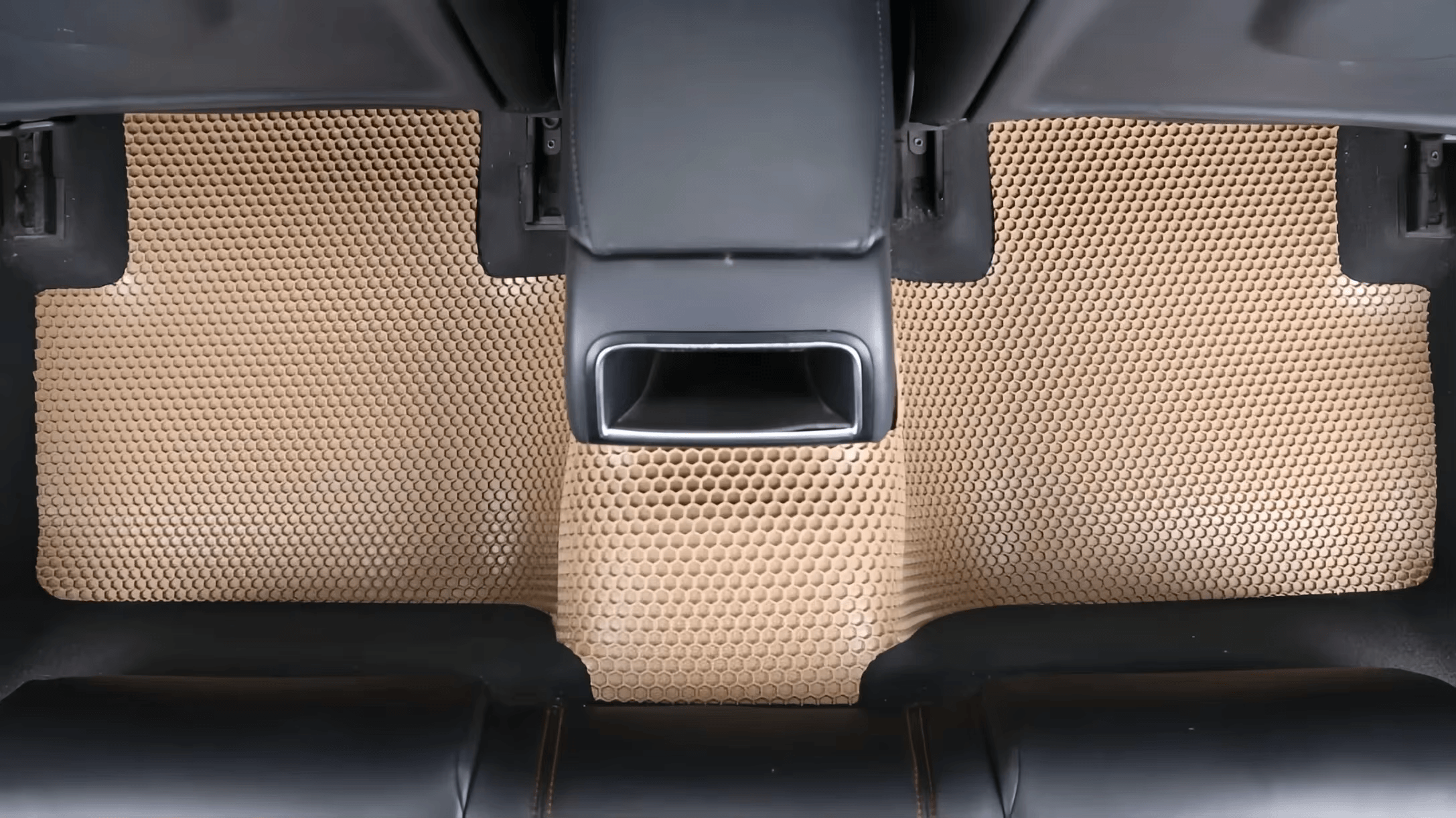 AT5029 PVC roll cut into rear car floor mats