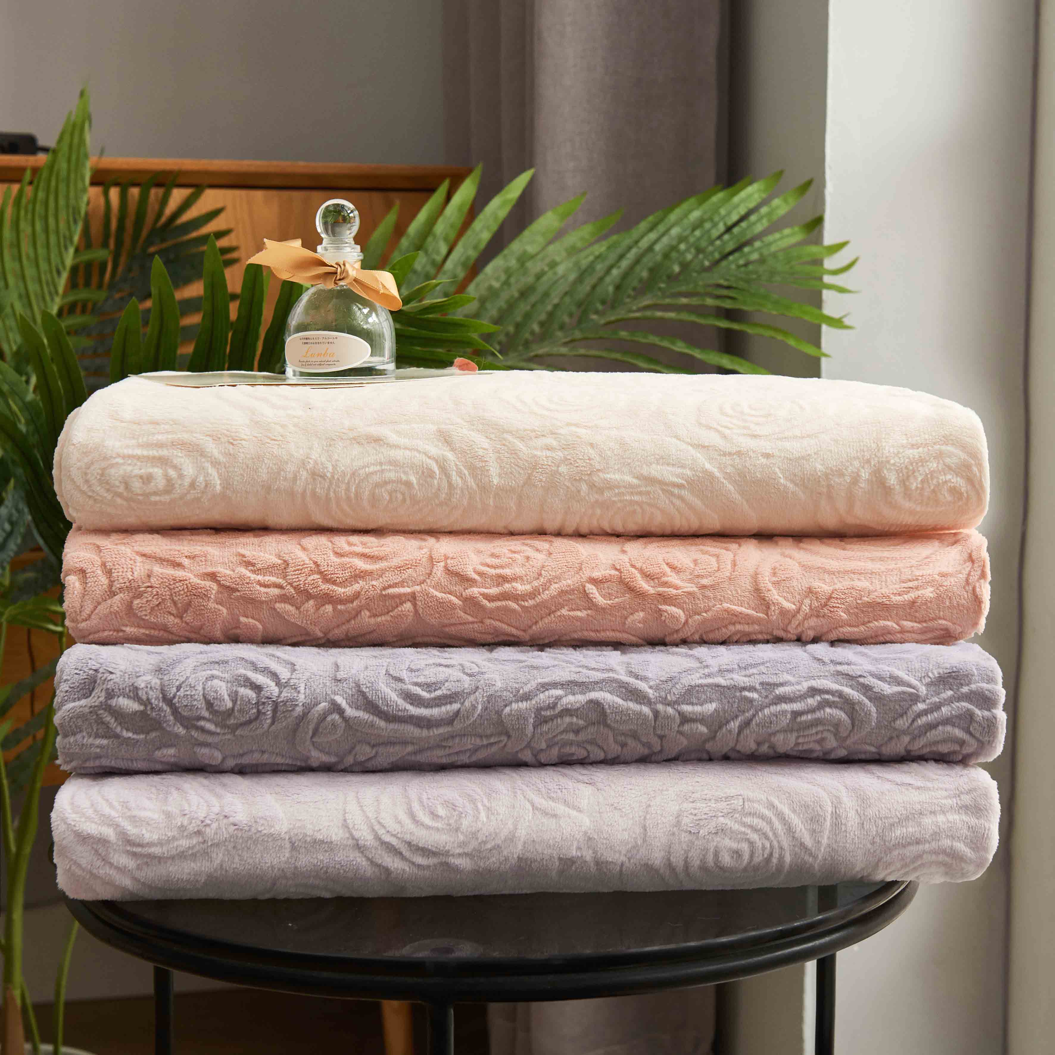 BURNOUT MILKY VELVET