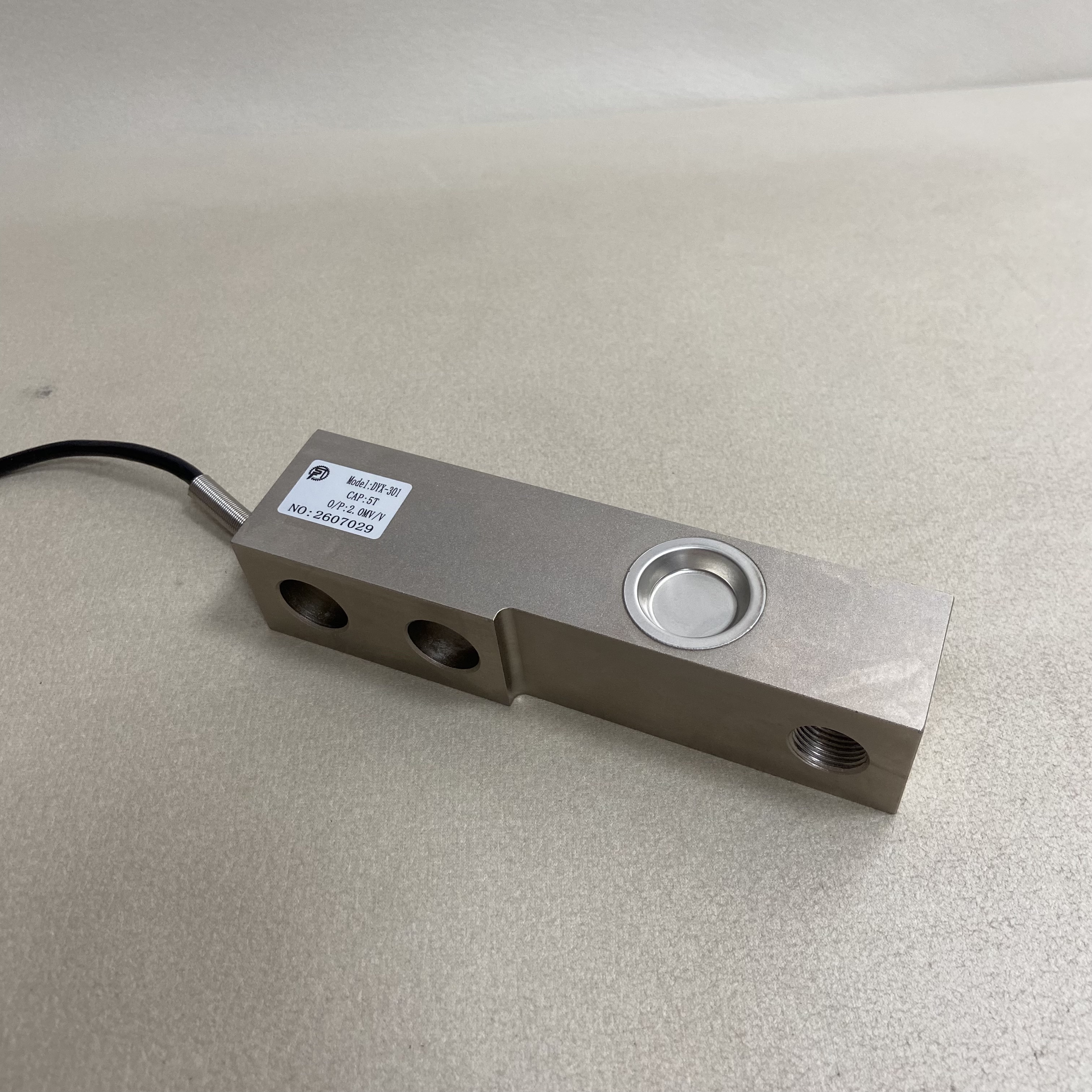 Comparing Double Ended Load Cell Specifications for Optimal Performance