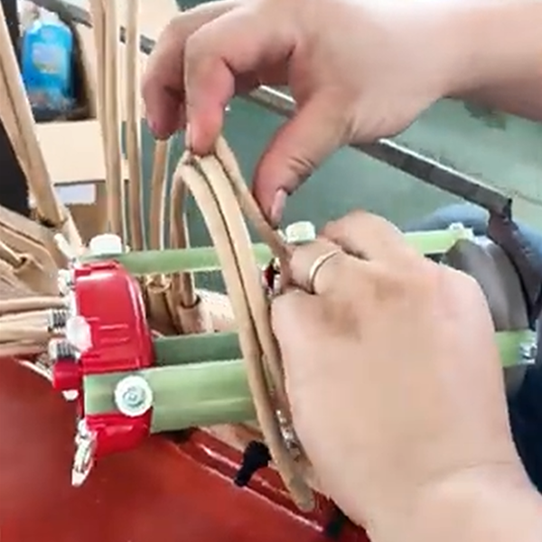 Sealed amorphous alloy power transformer