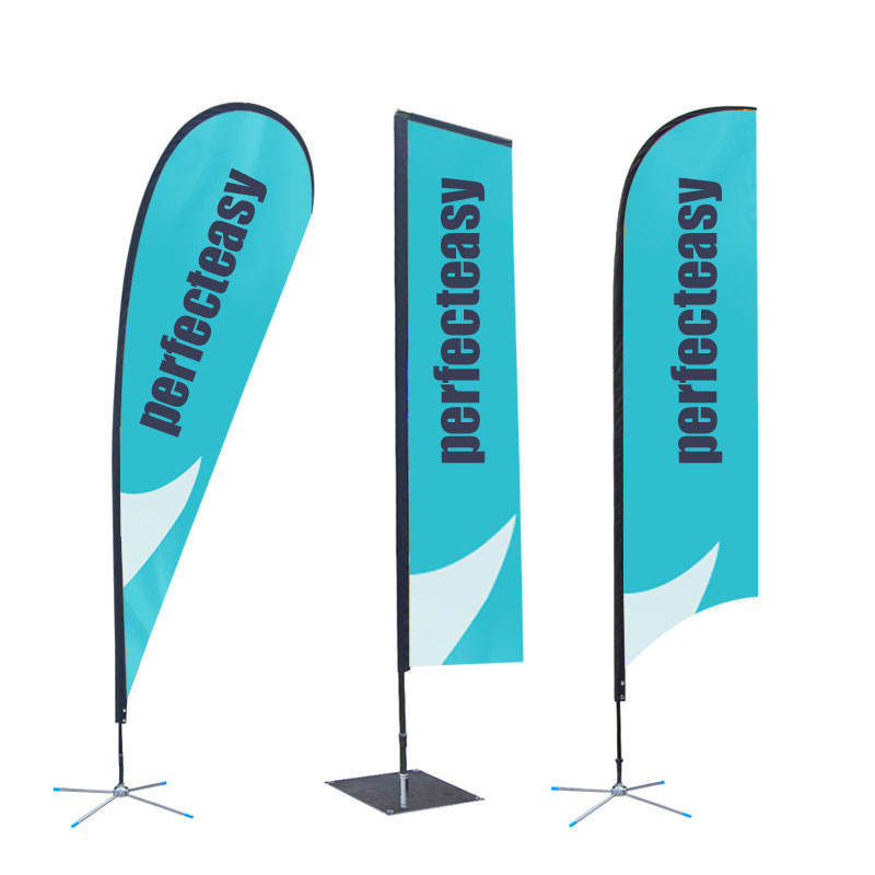 Drapeau et bannière avec mât