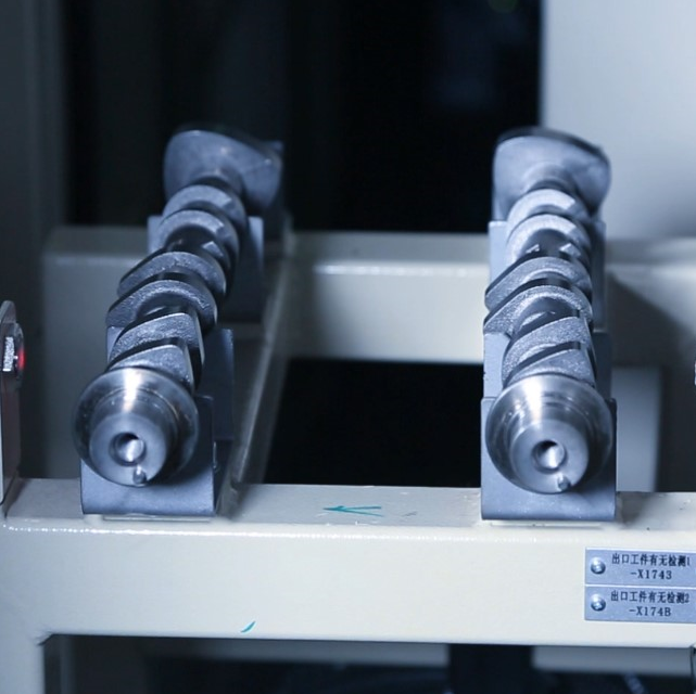 What Are Common Issues in Camshaft Machining